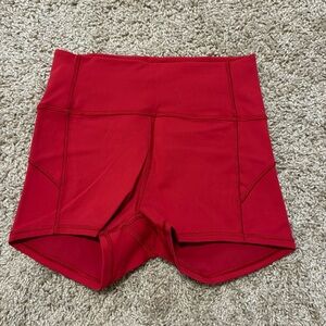 Lululemon short size 4